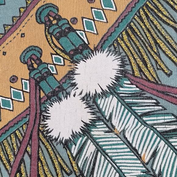 Vintage 1992 Native-American Feather Shirt XL 23x26 Bleached - Picture 8 of 13